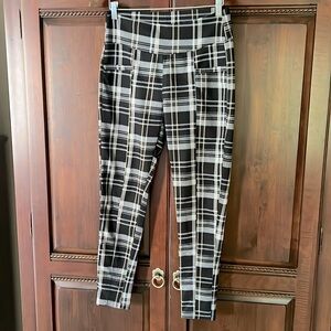 LA12ST Plaid Leggings Size L/XL